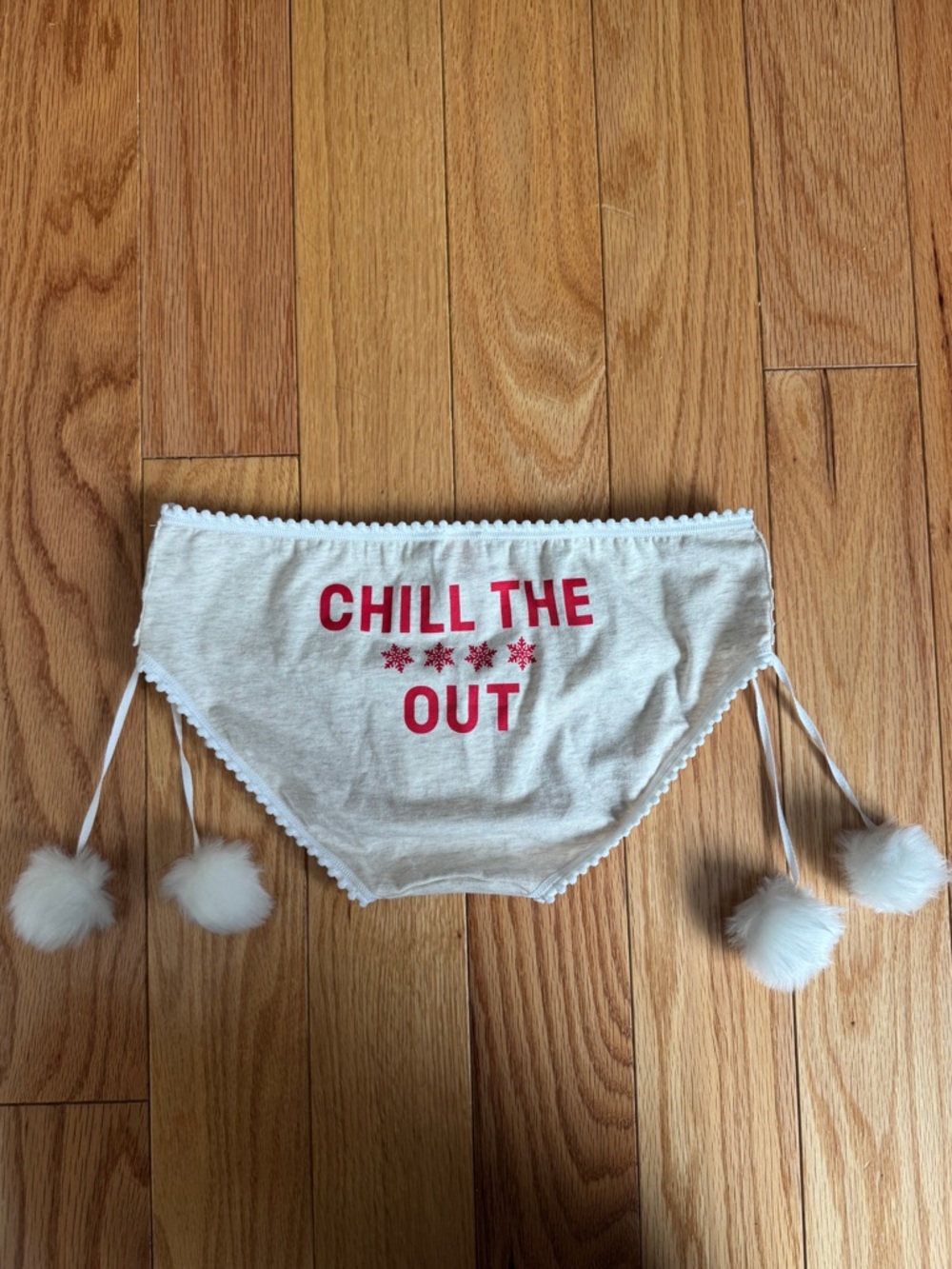 NEVER WORN Victoria's Secret White Pom-Pom Christmas Panty